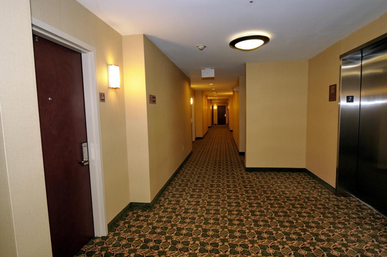 Tapa Hotel, Inn & Suites Mahwah Zewnętrze zdjęcie