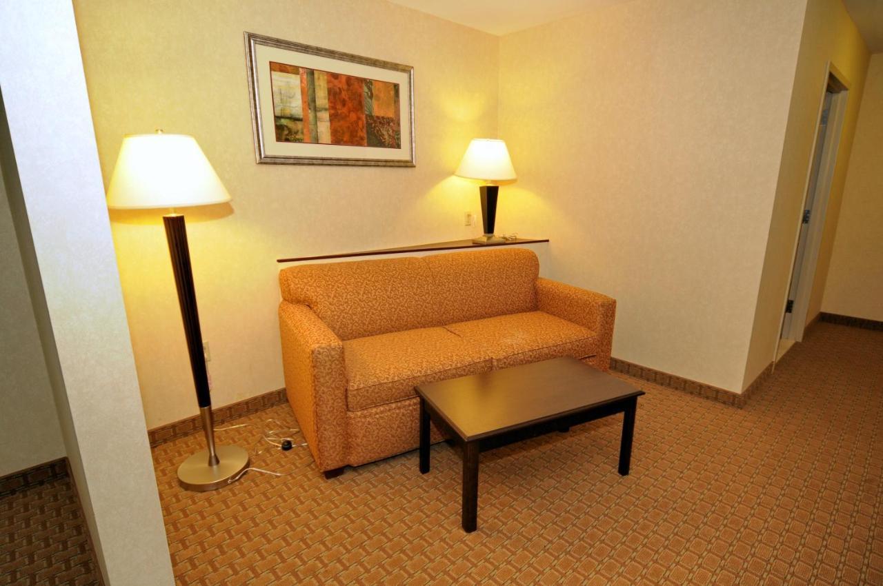 Tapa Hotel, Inn & Suites Mahwah Zewnętrze zdjęcie