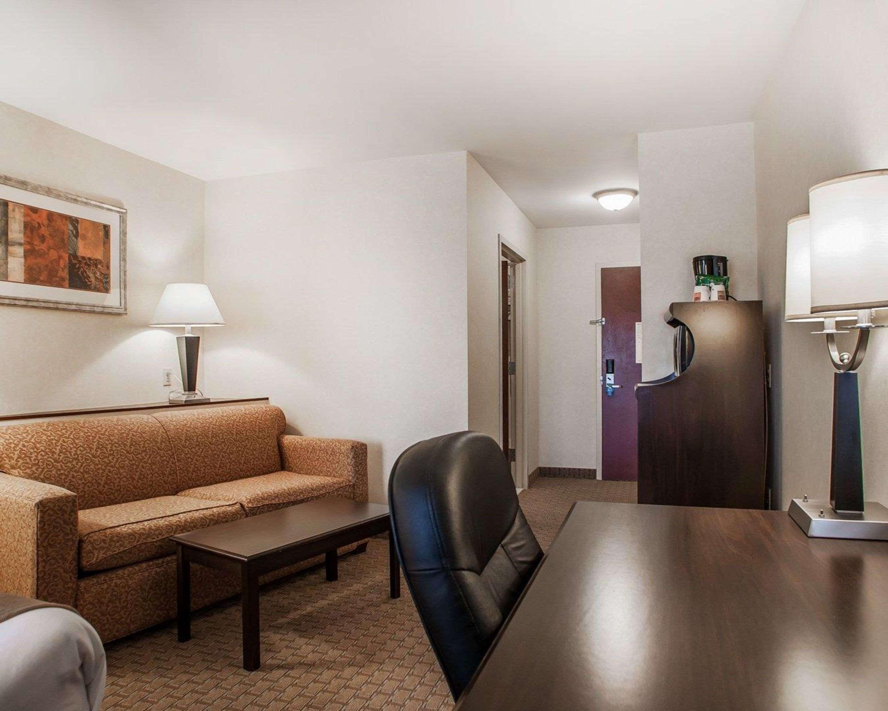 Tapa Hotel, Inn & Suites Mahwah Zewnętrze zdjęcie