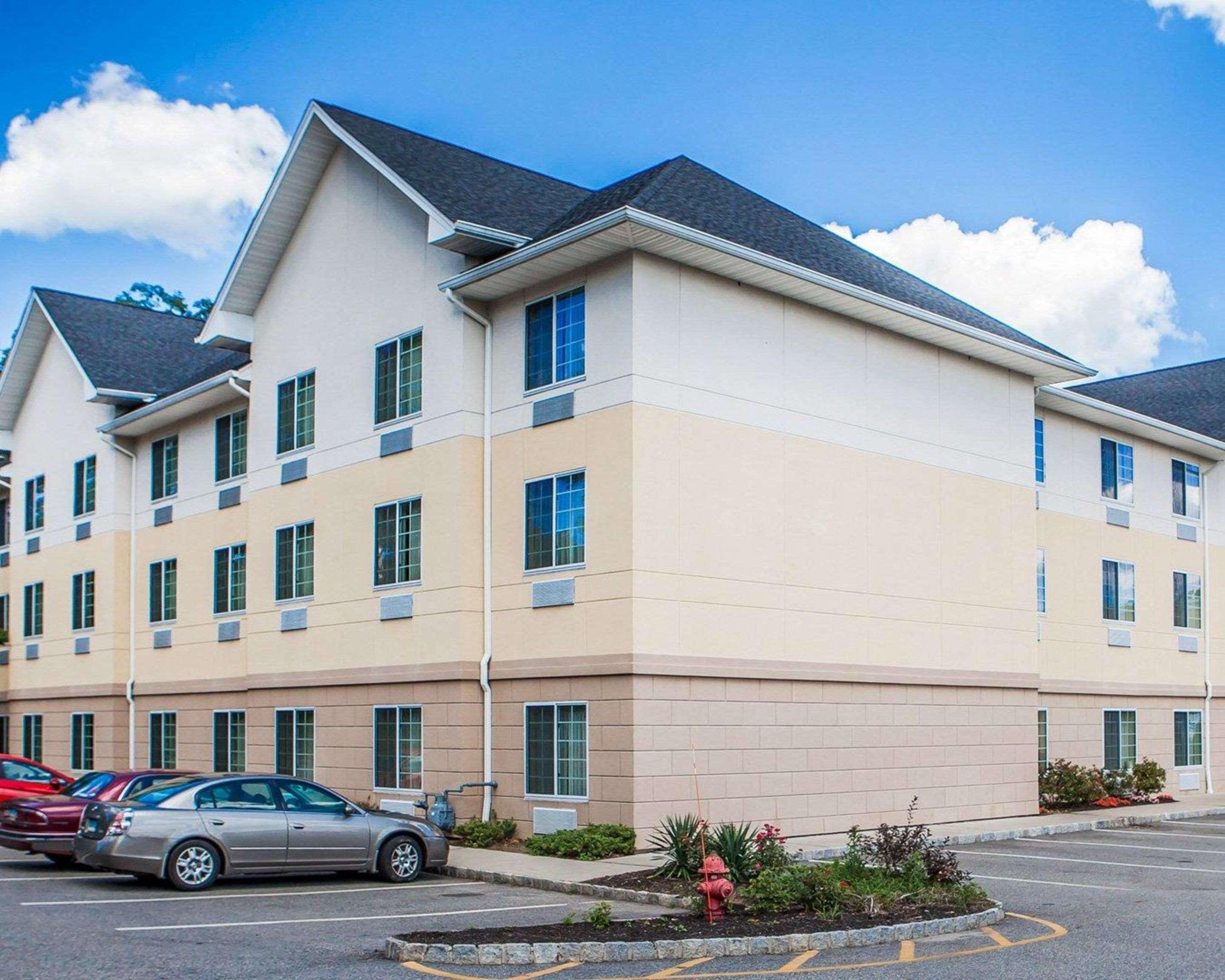 Tapa Hotel, Inn & Suites Mahwah Zewnętrze zdjęcie